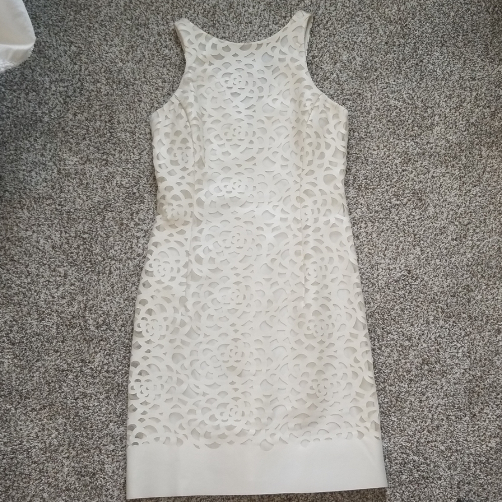 JULIA JORDAN | cream laser cut out cocktail dress